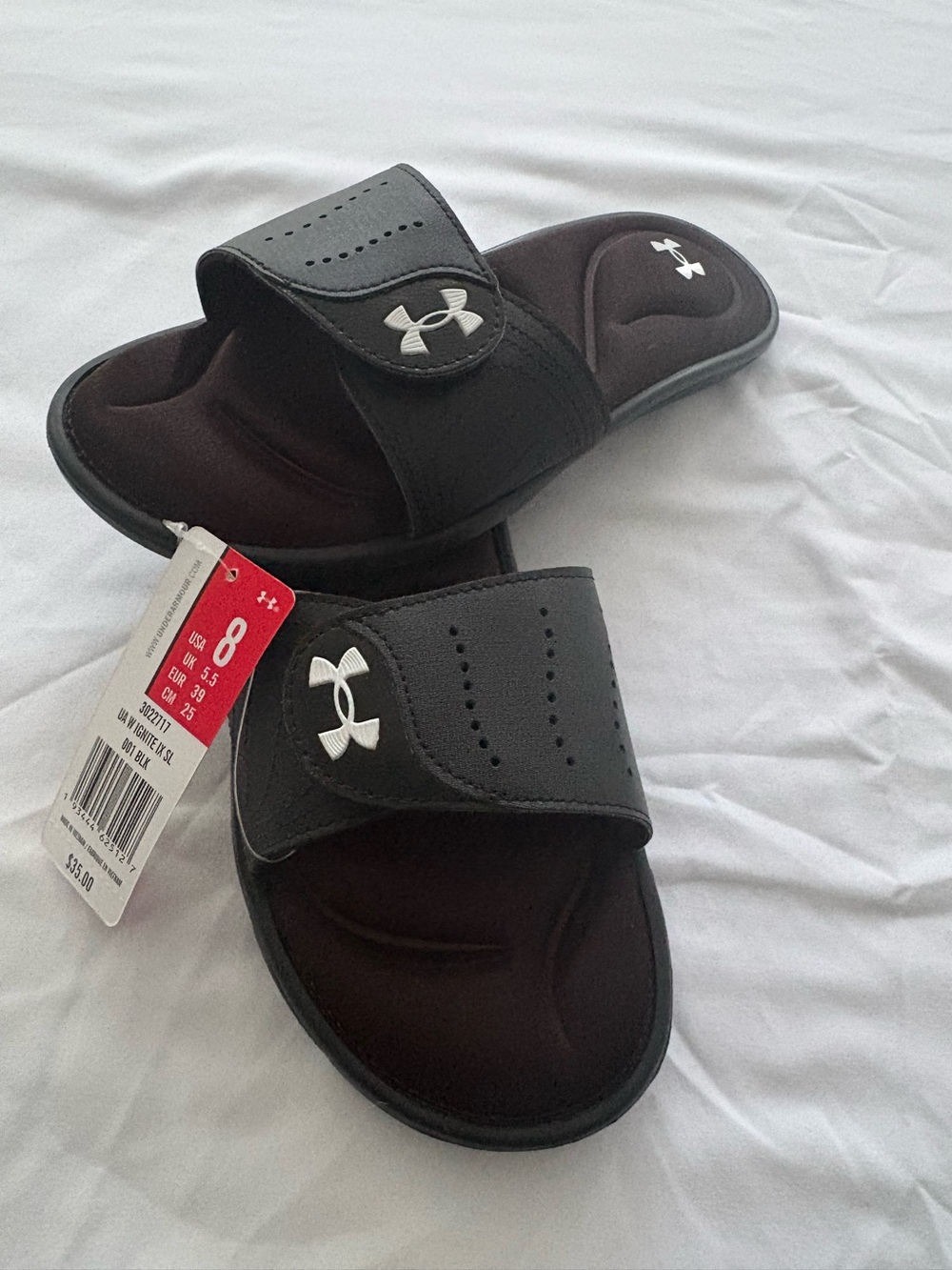 Under Armour Ignite IX Black Slides Sandals - Women's Size 8 NWT